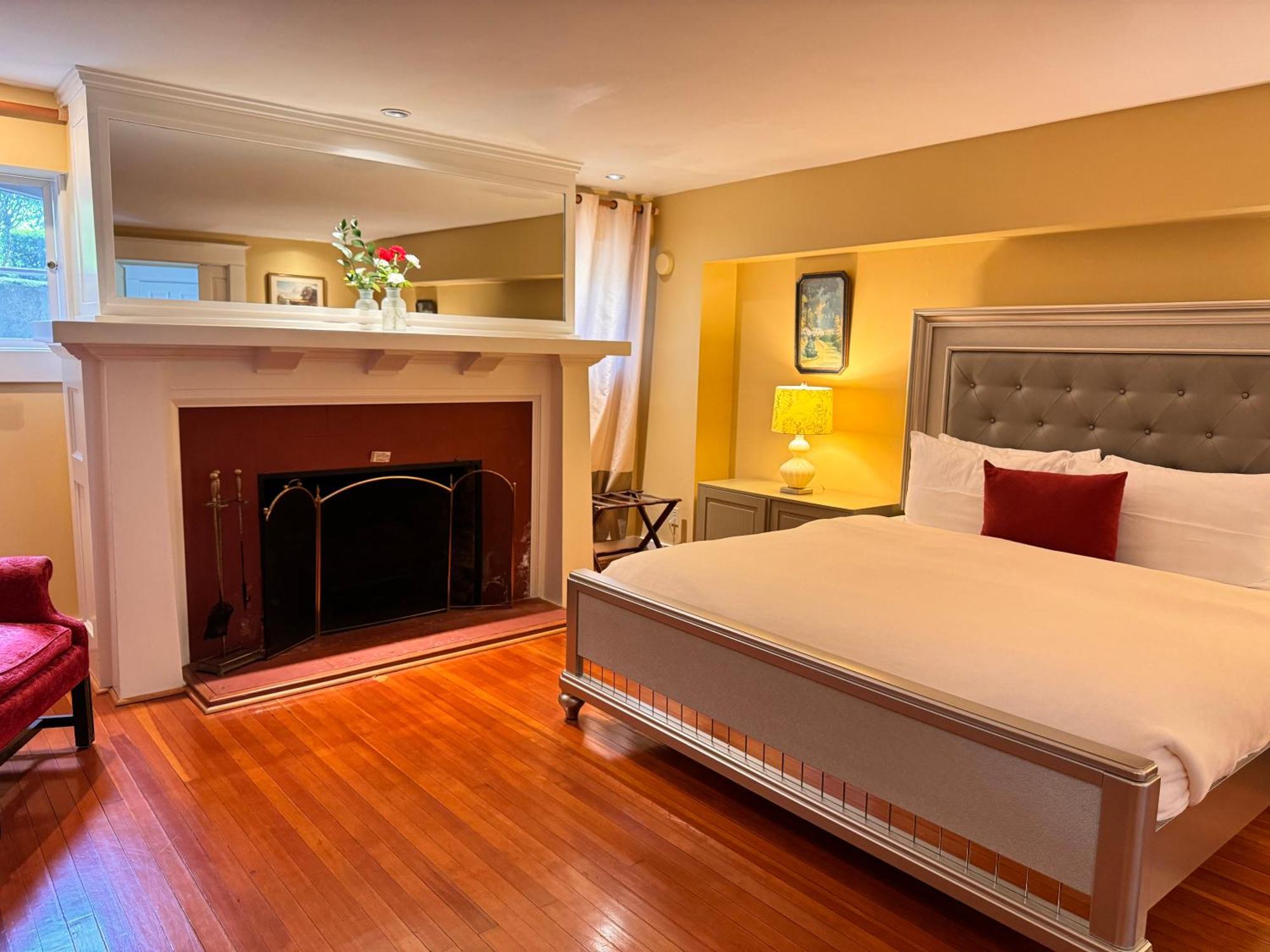 Prior Castle Inn Victoria Luaran gambar